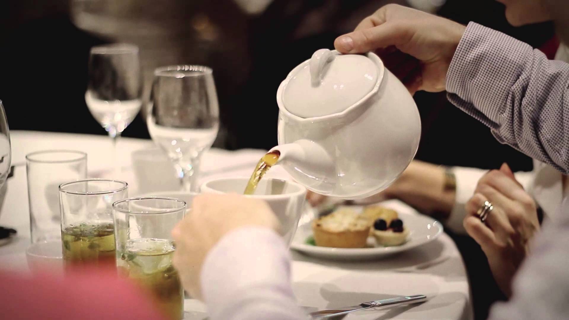 El Grupo Solidario Navideño realiza un “Té especial”