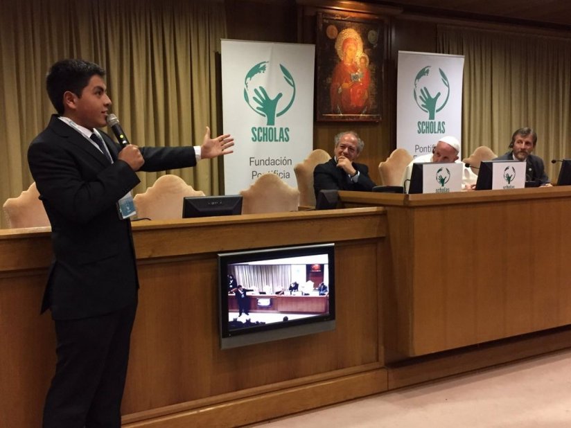 Un joven salteño representó a América Latina en el congreso mundial de Scholas