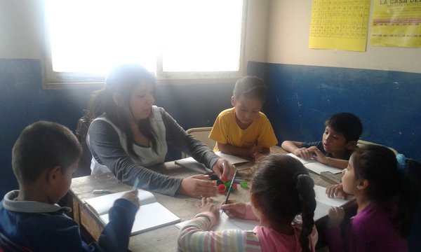 Un total de 40 alumnos de Misión Tuyunti llegan a la ciudad para ver Tecnópolis