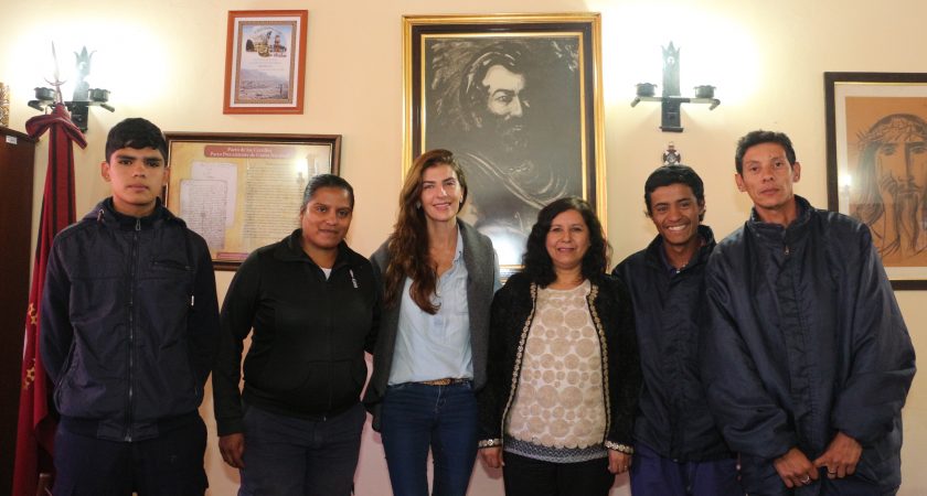 Bomberos voluntarios de Cerrillos recibieron equipamientos de trabajo