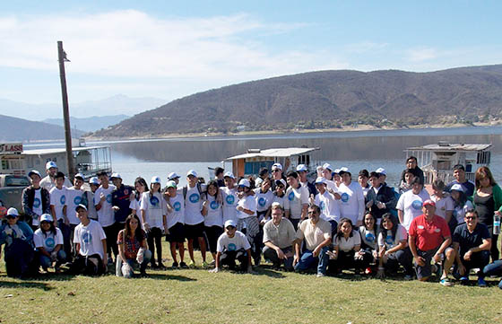 Más de cien voluntarios limpiaron el dique Cabra Corral