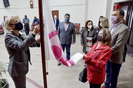 La bandera de la Paz flamea en el Concejo Deliberante de Salta