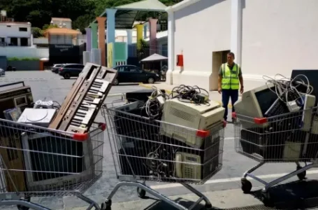 Nuevo operativo de recolección de residuos electrónicos en el shopping Alto NOA