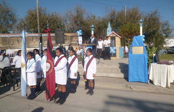 La escuela América Latina festejó sus Bodas de Oro