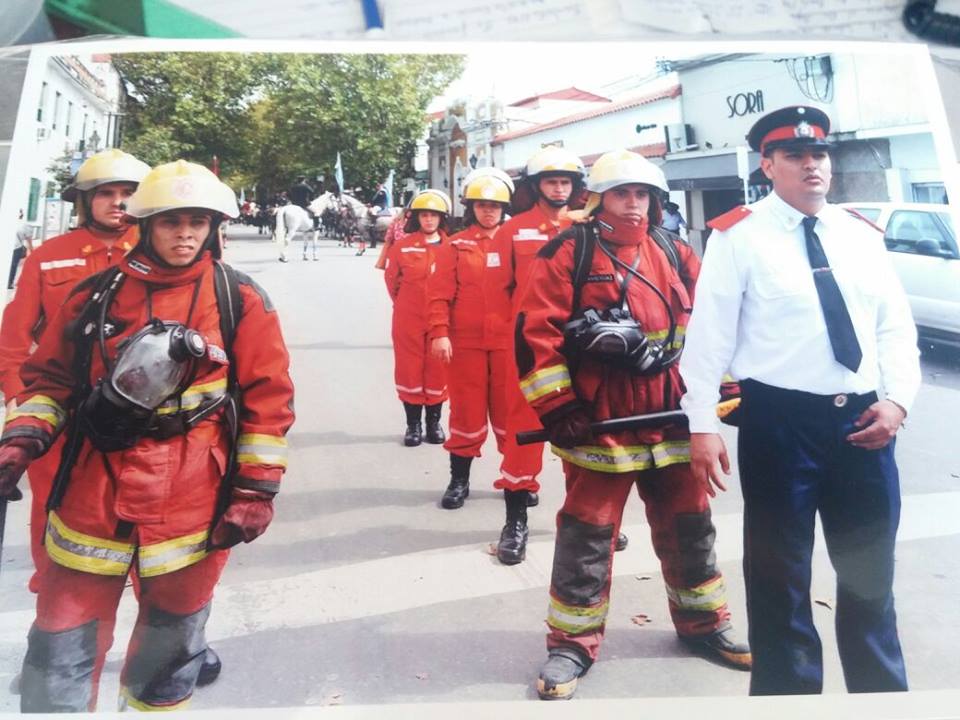 Feliz dia a los salteños Bomberos Voluntarios