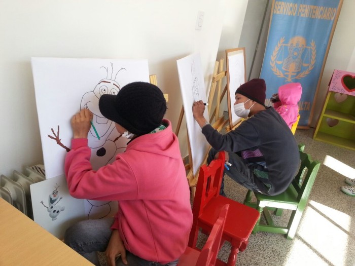 El Servicio Penitenciario donó juegos infantiles a la Fundación HOPe