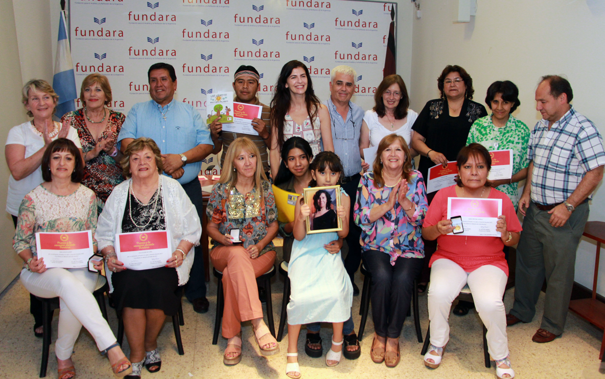 Bettina Romero entregó  los premios a la labor y vocación docente