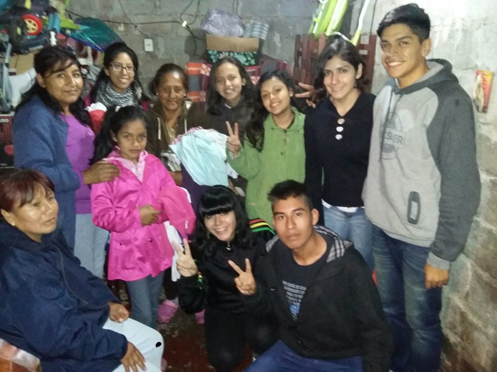 Centro Cultural Antonio Cortez entregó donaciones a vecinos de Unión