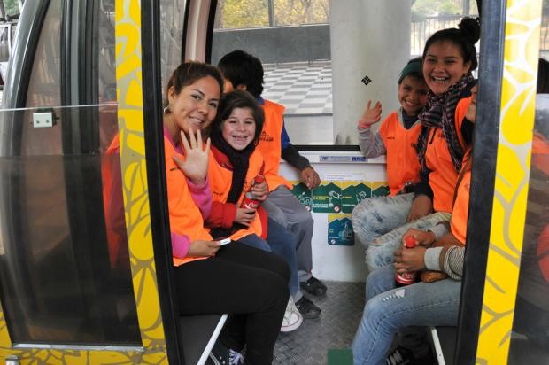 Los chicos que asisten a la colonia del CIC de Unión visitaron el Teleférico