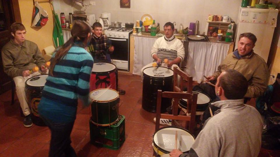 Primer taller de batucada para niños y adolescentes