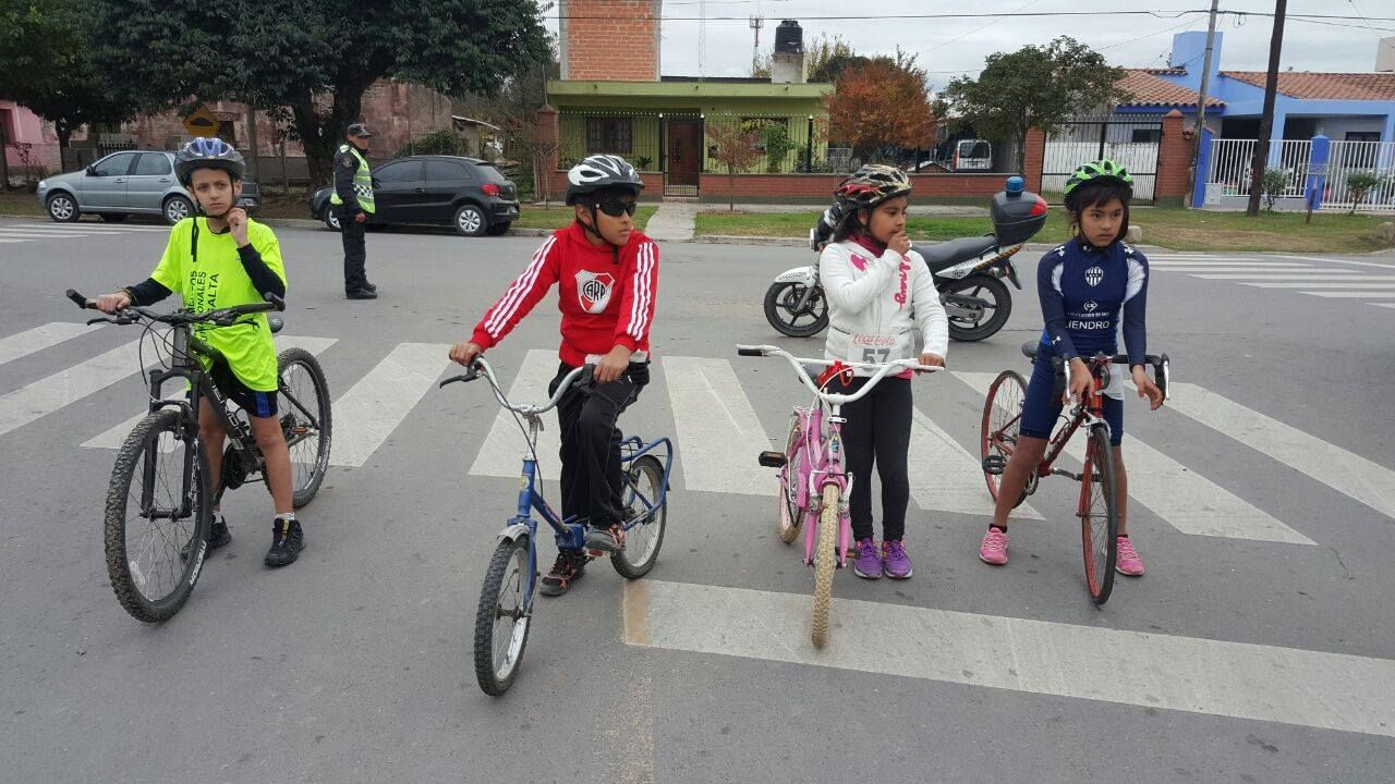 La ciudad cuenta con una Escuela de Triatlón infanto-juvenil gratuita