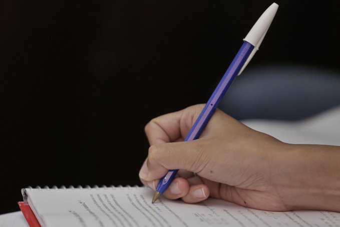 Brindan becas para estudiar actualización en oncología