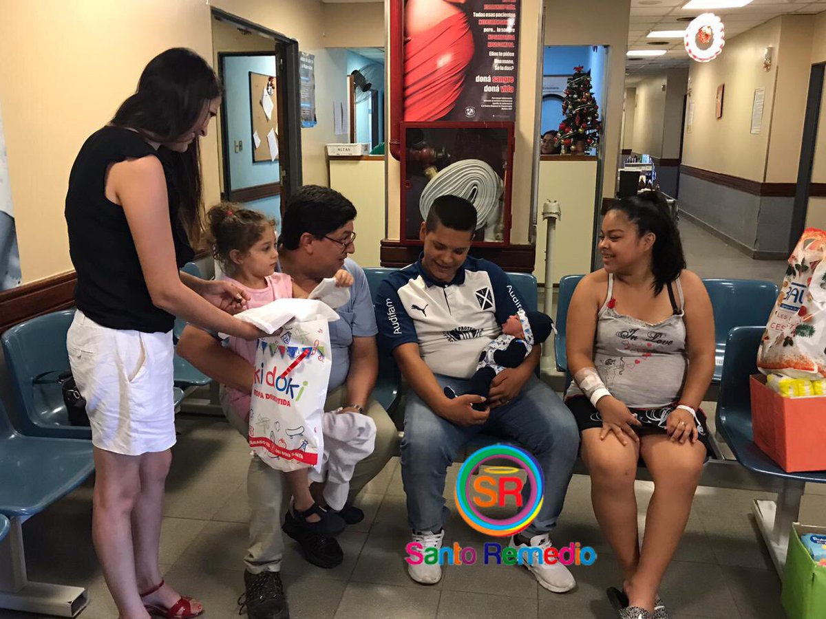 Fundación Instituto para el Desarrollo Social entregó el ajuar al 1º bebé del 2020