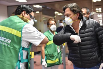 El Gobernador Sáenz donará su sueldo y creará un fondo solidario contra el coronavirus