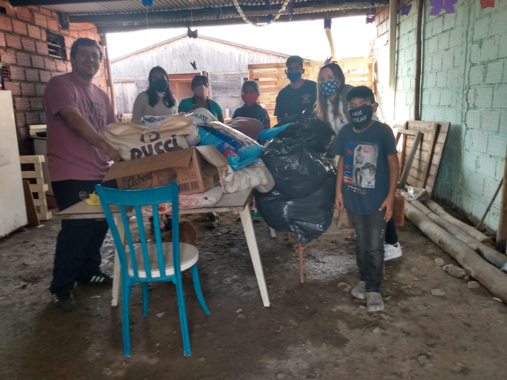 Se desarrolló la campaña solidaria de frazadas y ropa de bebés de la Fundación “El arte de vivir”