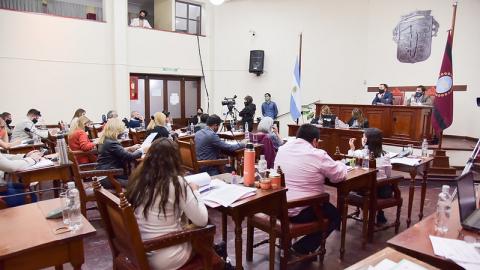 Reconocieron la labor solidaria de las empresas Salvador Marinaro e Hijos SRL y la panadería Virgen del Valle