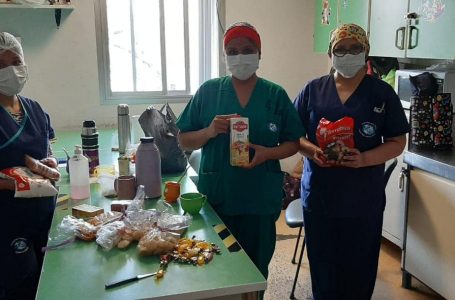 Voluntarios del grupo “Entramando amor” solicita colaboración de la comunidad para el personal de salud