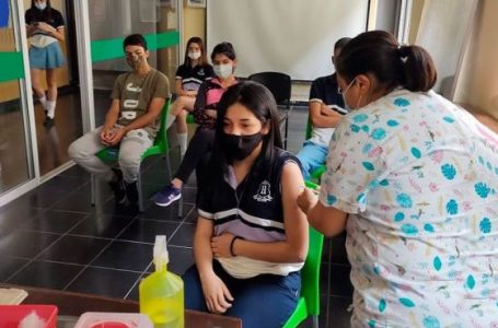 Más de 4 mil adolescentes de 17 años sin comorbilidades ya fueron vacunados contra COVID-19 en Salta