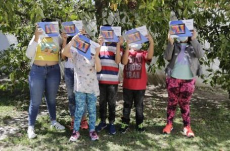 Entregan tablets de la iniciativa AUNAR a chicas y chicos sin cuidados parentales