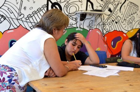 Comienzan las clases de apoyo escolar para secundaria en matemática, física y química