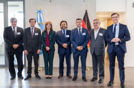 Gobernadores de la Mesa de Litio y la Secretaria de Minería de la Nación presentaron en Berlín el activo minero argentino