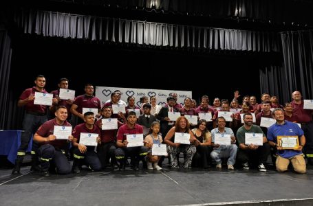 Inclusión en acción: 34 bomberos se formaron en lengua de señas