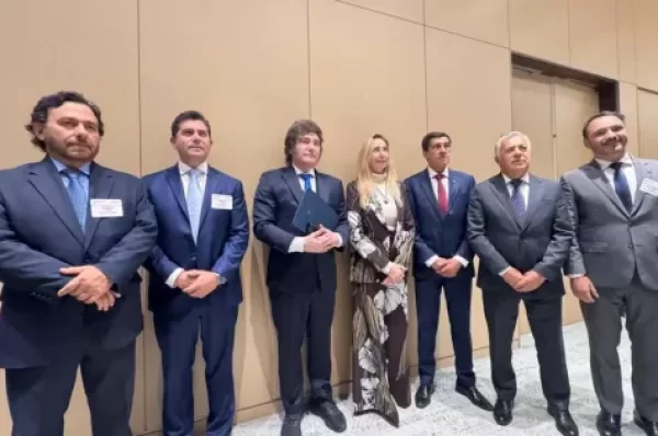 El gobernador Sáenz participó en la apertura de la Argentina Week en Nueva York con la presencia de Javier Milei