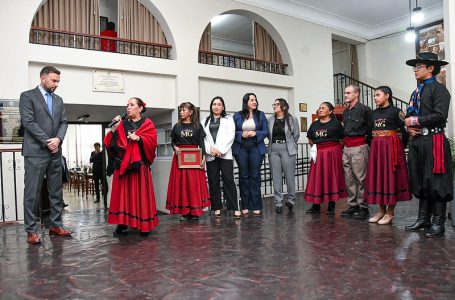 Reconocieron la trayectoria del ballet folclórico “Macacha Güemes”