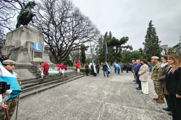 Salta rindió homenaje al general José de San Martín en el 176° Aniversario de su paso a la inmortalidad