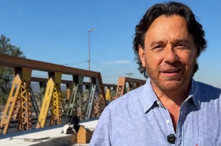Puentes sobre el río Vaqueros y Circunvalación: Sáenz supervisó la obra que avanza con asistencia financiera provincial