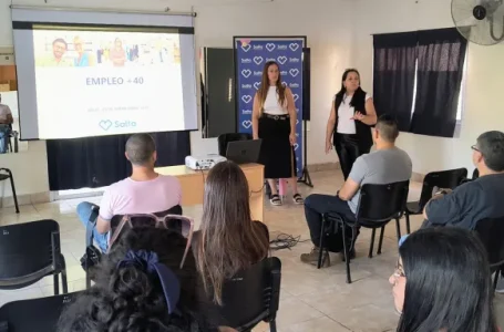 La Oficina de Empleo llega al CIC de barrio Santa Cecilia